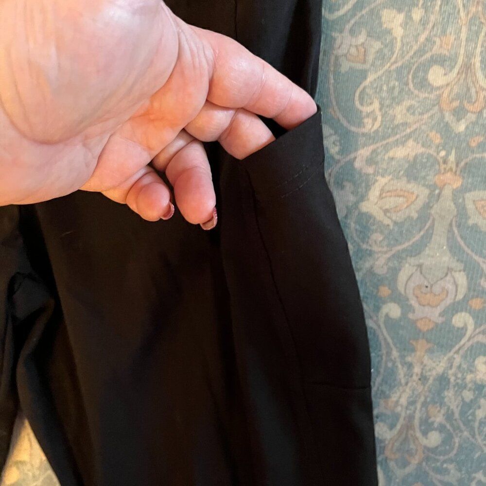 Like NEW Nirlon Black High Waisted Leggings With Large Pockets Size Larg… - Picture 10 of 14